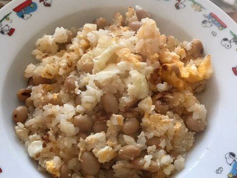 蒸し大豆とたらこのチャーハン